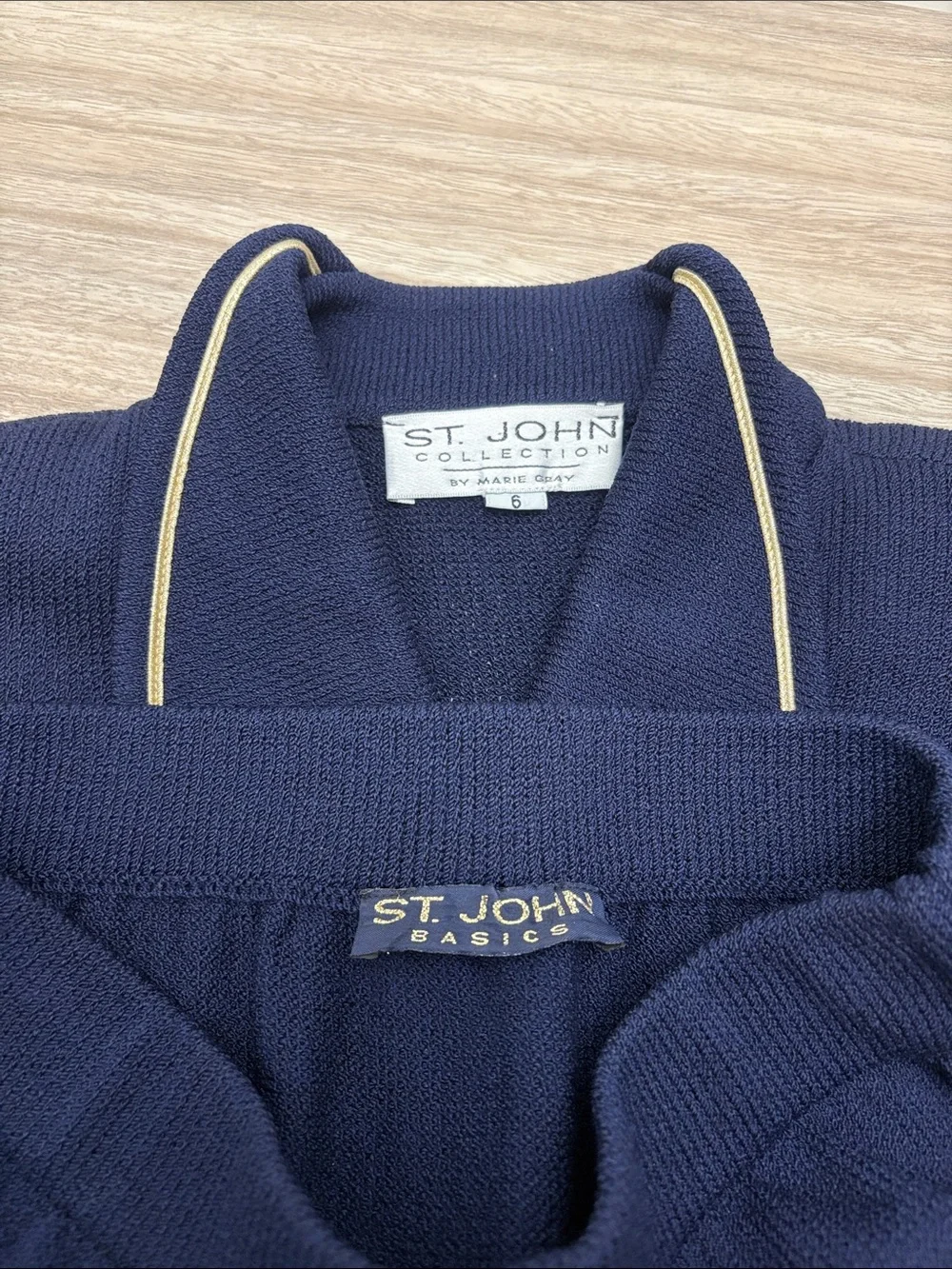 St. John Navy Blue and Gold Blazer and Skirt Suit Set Women Size 6